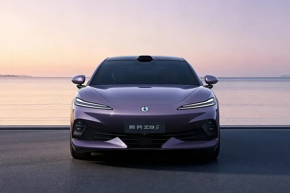 Denza Z9S запас хода до 1100 км по циклу CLTC